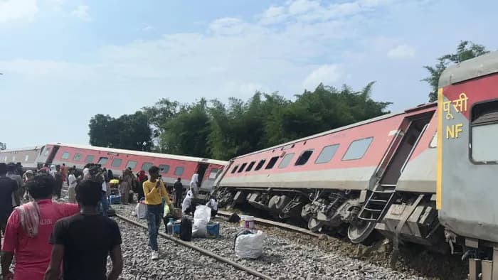 Gonda Train Accident: गोंडा ट्रेन हादसे की सामने आई वजह, सेक्शन के कीमैन ने  रेलवे की गोपनीय जांच में दर्ज कराया बयान - Gonda train accident reason  revealed by section keyman